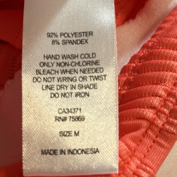 GO GOSSIP Coral Wavelength Textured Molded Tankini Swimsuit Top sz Medium Coral - Picture 6 of 16